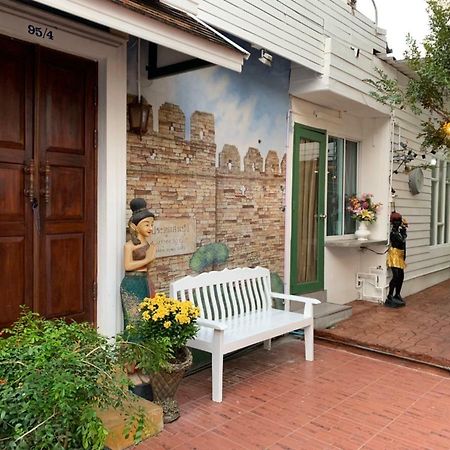 Hotel Khunnai House Chiang Mai Exterior foto